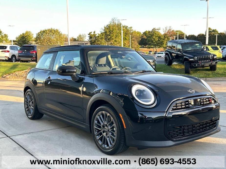 used 2025 MINI Hardtop car, priced at $31,901