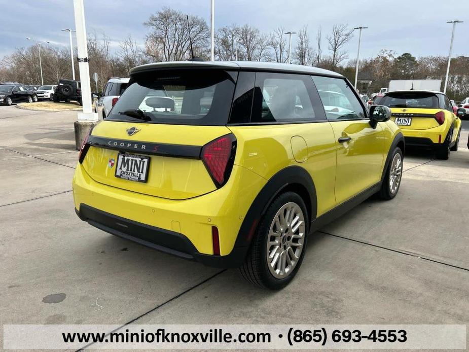 new 2025 MINI Hardtop car, priced at $35,980