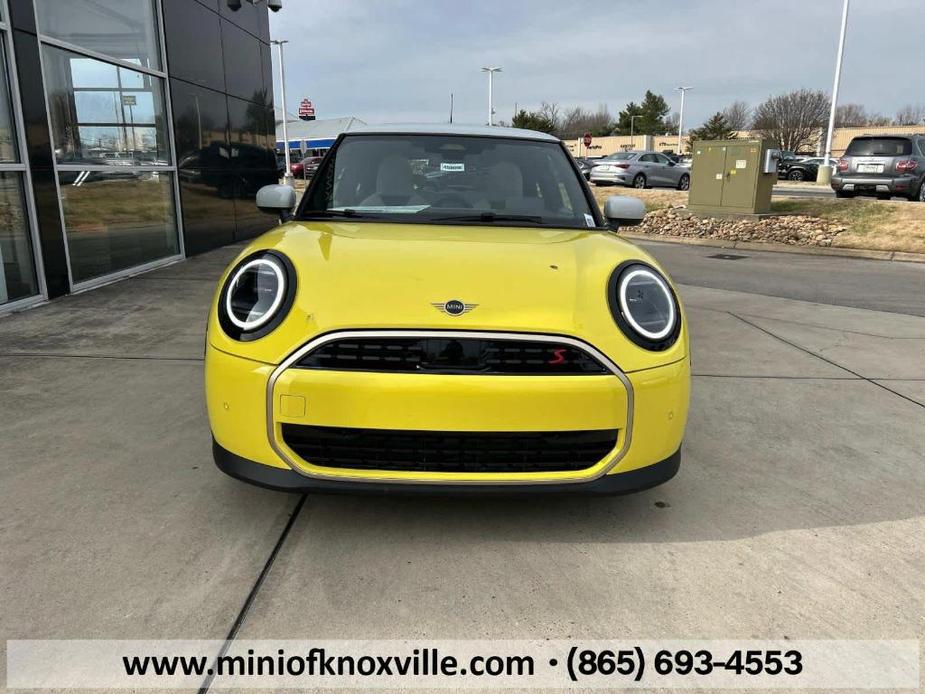 new 2025 MINI Hardtop car, priced at $35,980