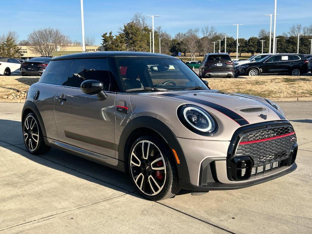 used 2023 MINI Hardtop car, priced at $34,901