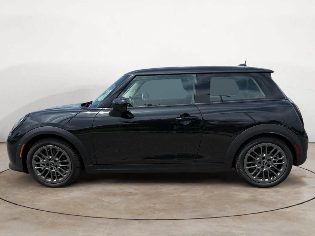 new 2025 MINI Hardtop car, priced at $32,825