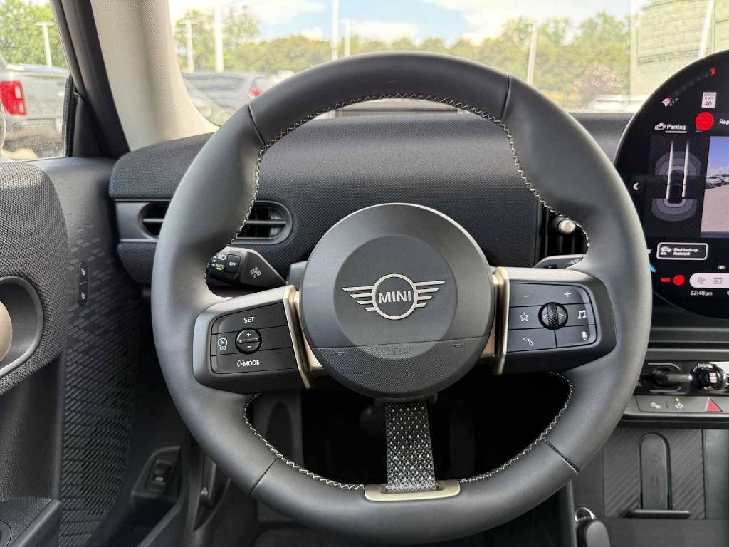 new 2025 MINI Hardtop car, priced at $32,825
