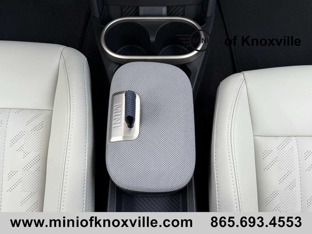 new 2025 MINI Hardtop car, priced at $37,075