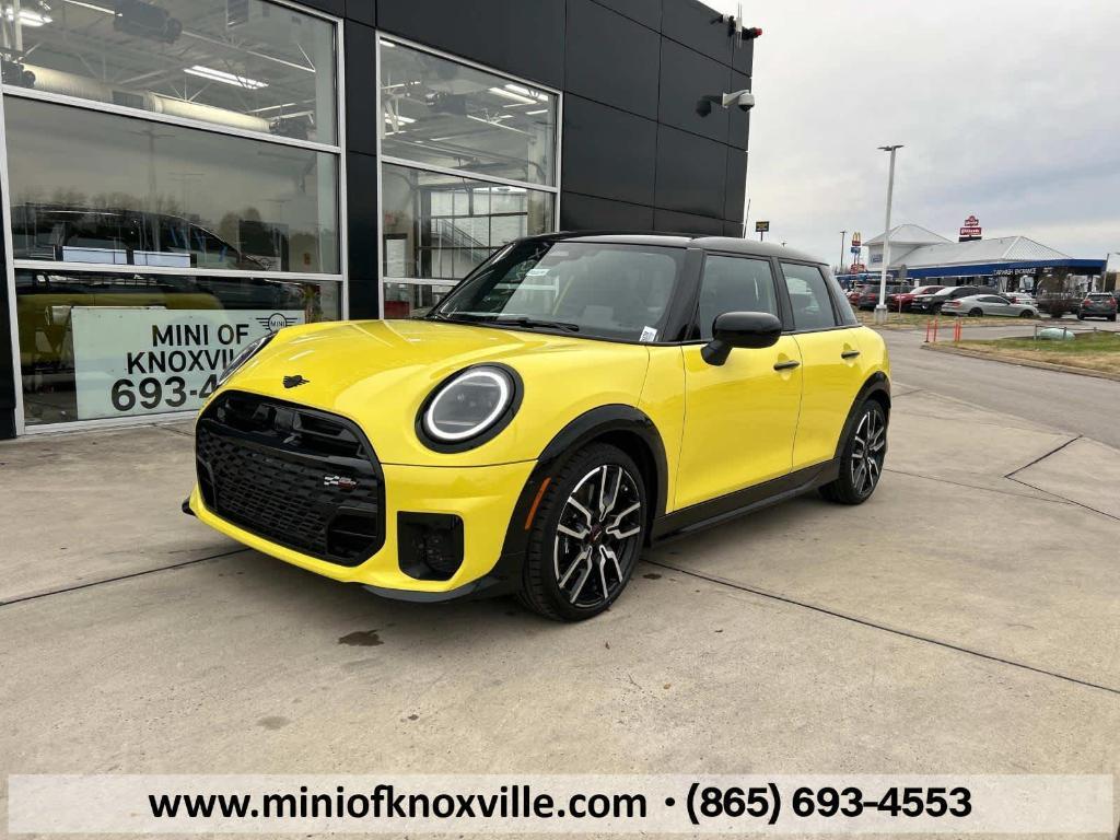 new 2025 MINI Hardtop car, priced at $40,830