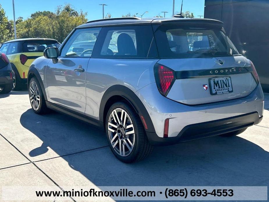 new 2025 MINI Hardtop car, priced at $37,515