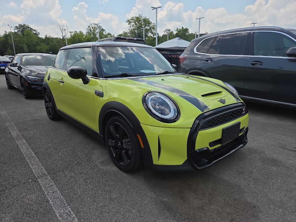 used 2023 MINI Hardtop car, priced at $27,901