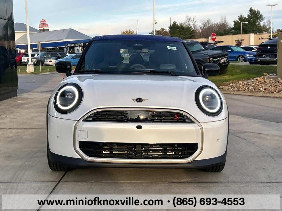 new 2025 MINI Hardtop car, priced at $40,380