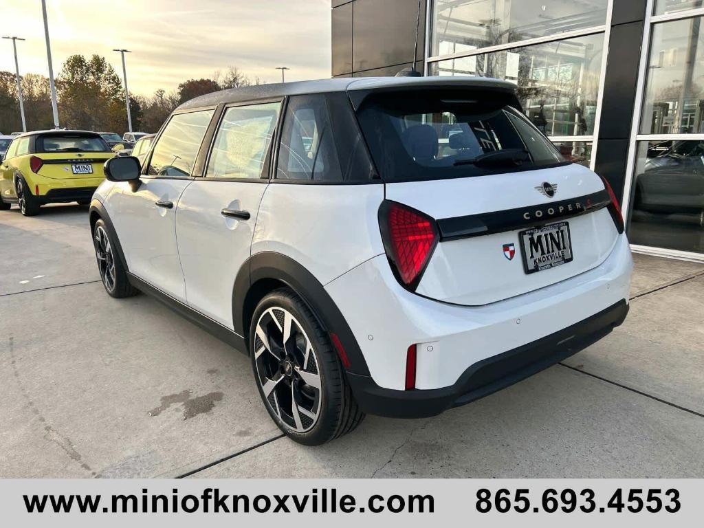 new 2025 MINI Hardtop car, priced at $40,380