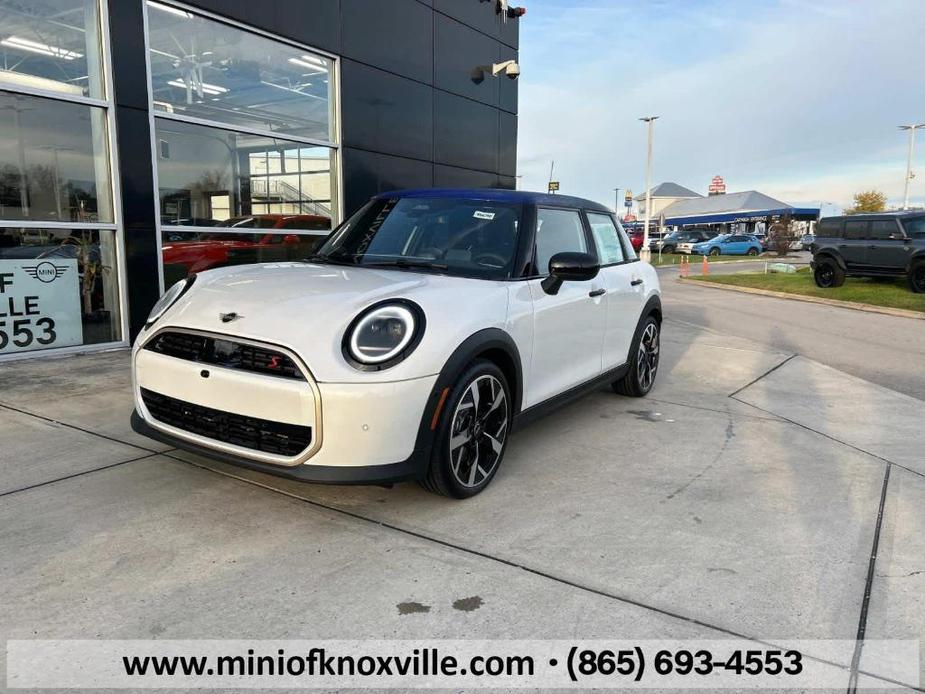 new 2025 MINI Hardtop car, priced at $40,380