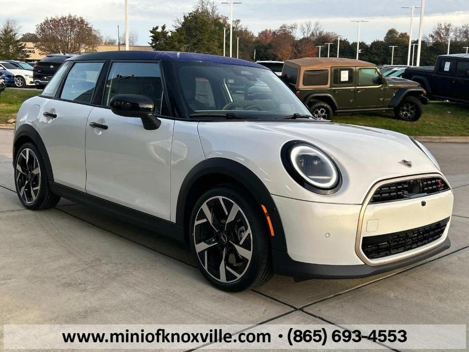 new 2025 MINI Hardtop car, priced at $40,380