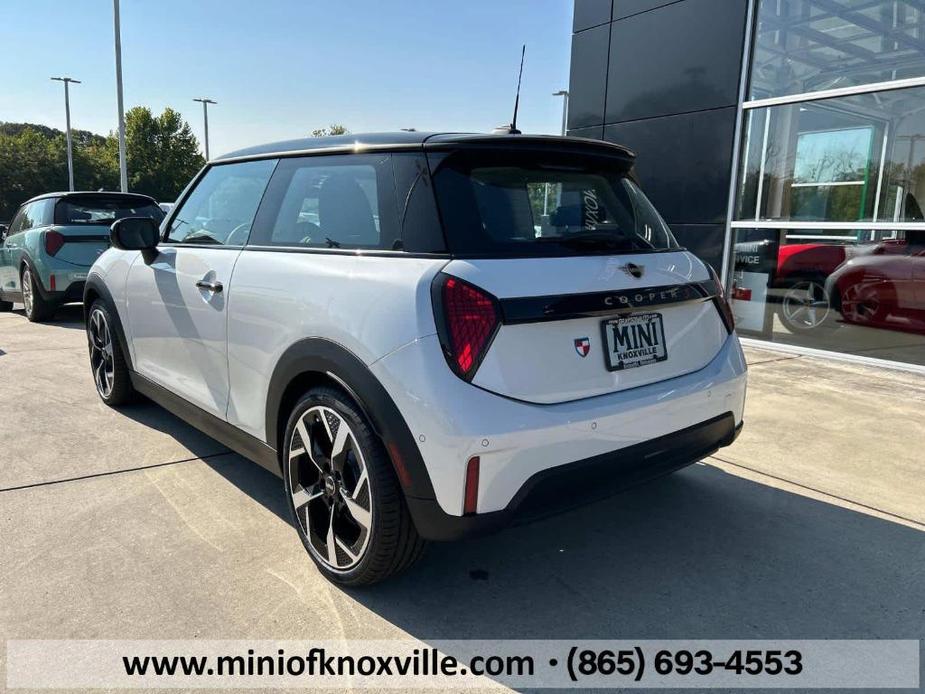 new 2025 MINI Hardtop car, priced at $38,100