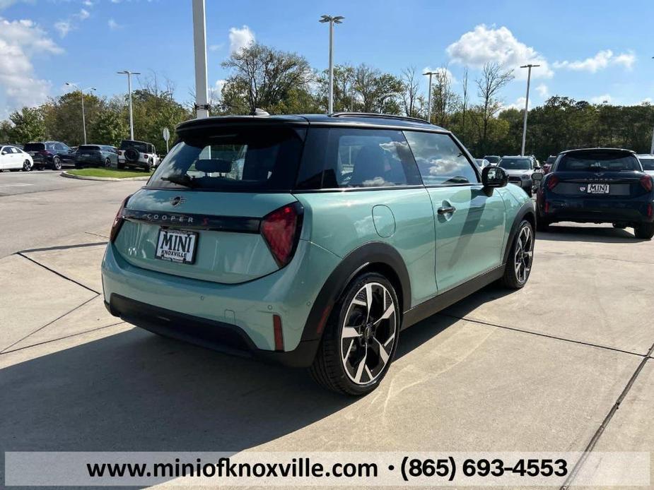 new 2025 MINI Hardtop car, priced at $39,375