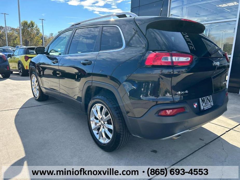 used 2016 Jeep Cherokee car, priced at $10,901