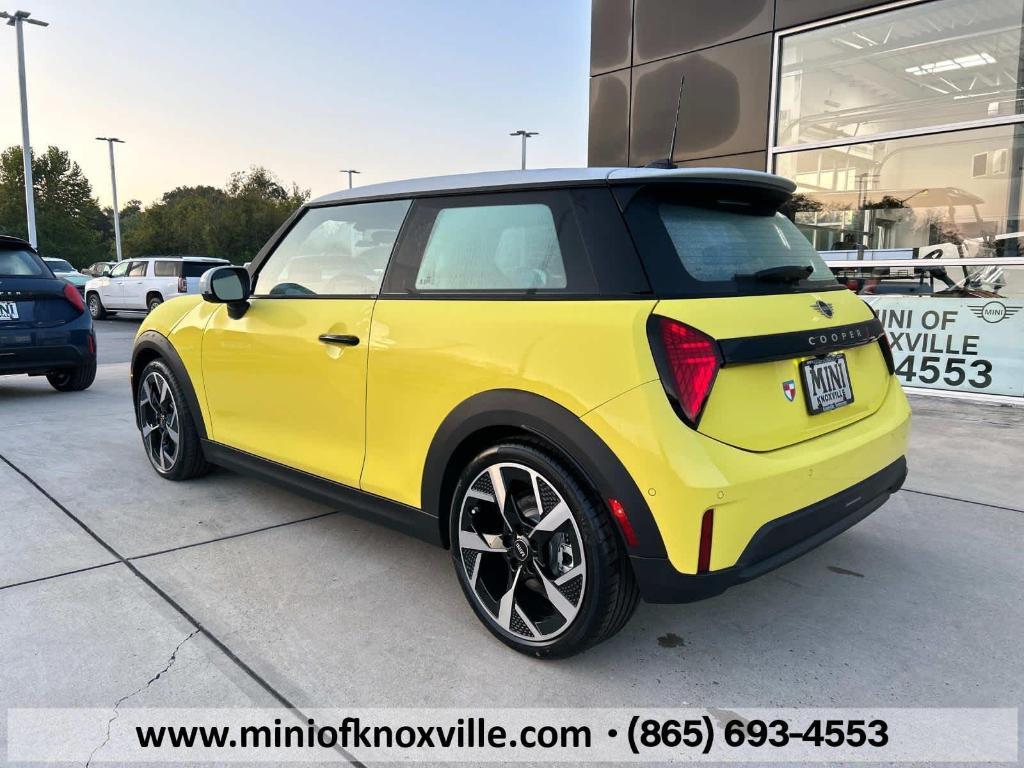 new 2025 MINI Hardtop car, priced at $39,125