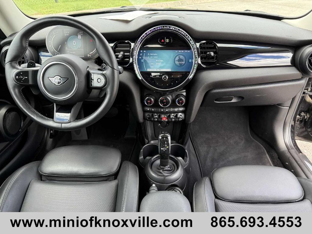 used 2022 MINI Hardtop car, priced at $27,901