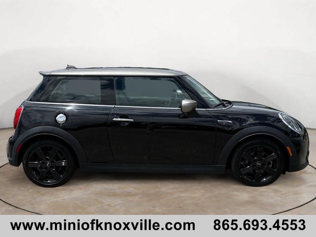 used 2022 MINI Hardtop car, priced at $27,901