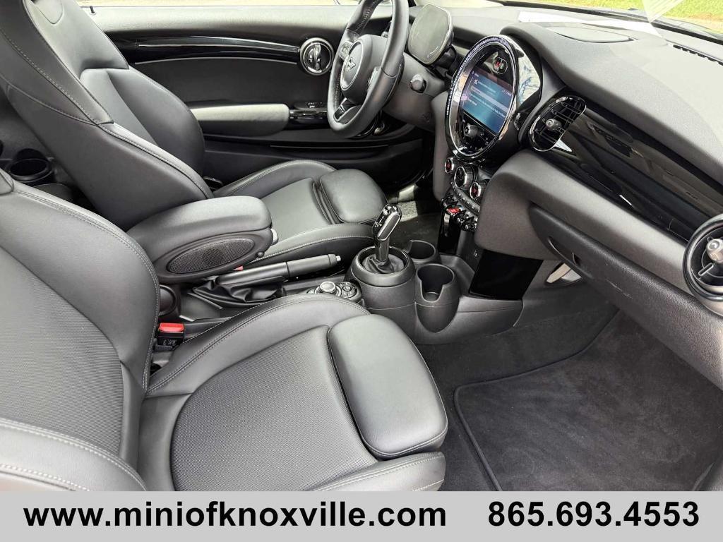 used 2022 MINI Hardtop car, priced at $27,901