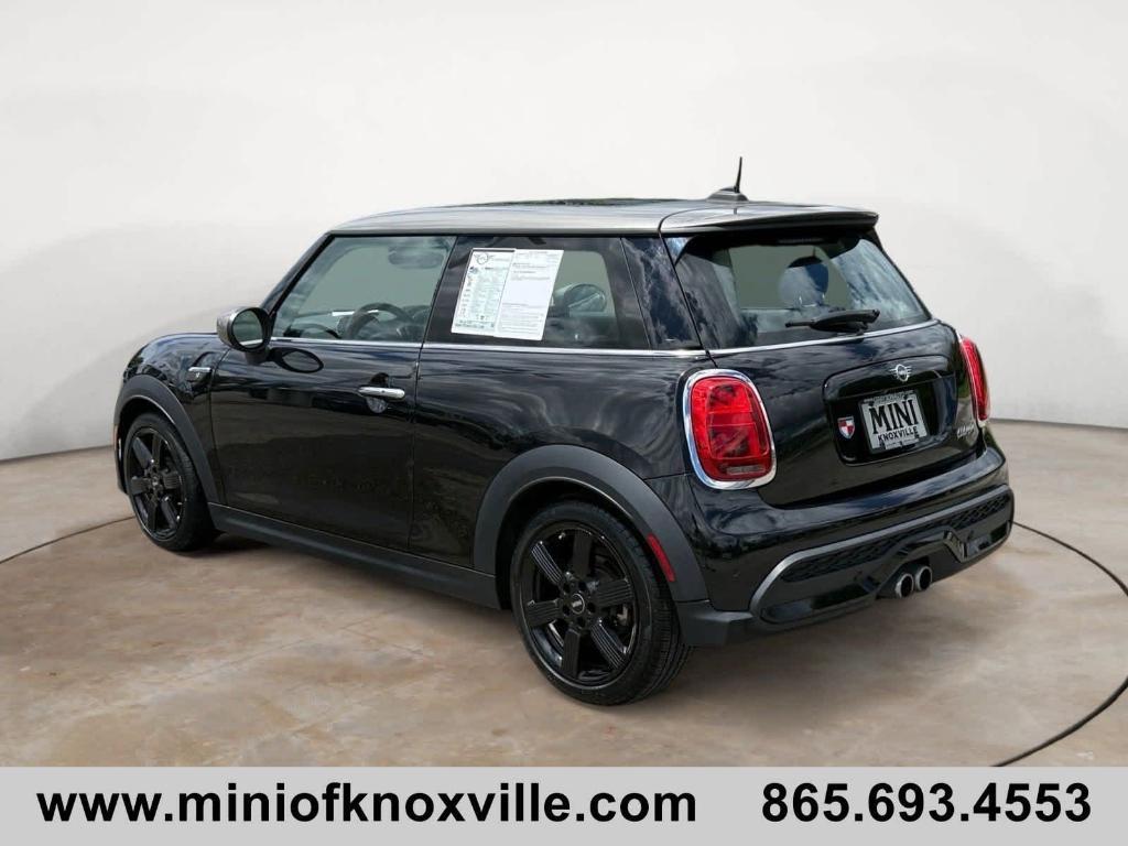 used 2022 MINI Hardtop car, priced at $27,901