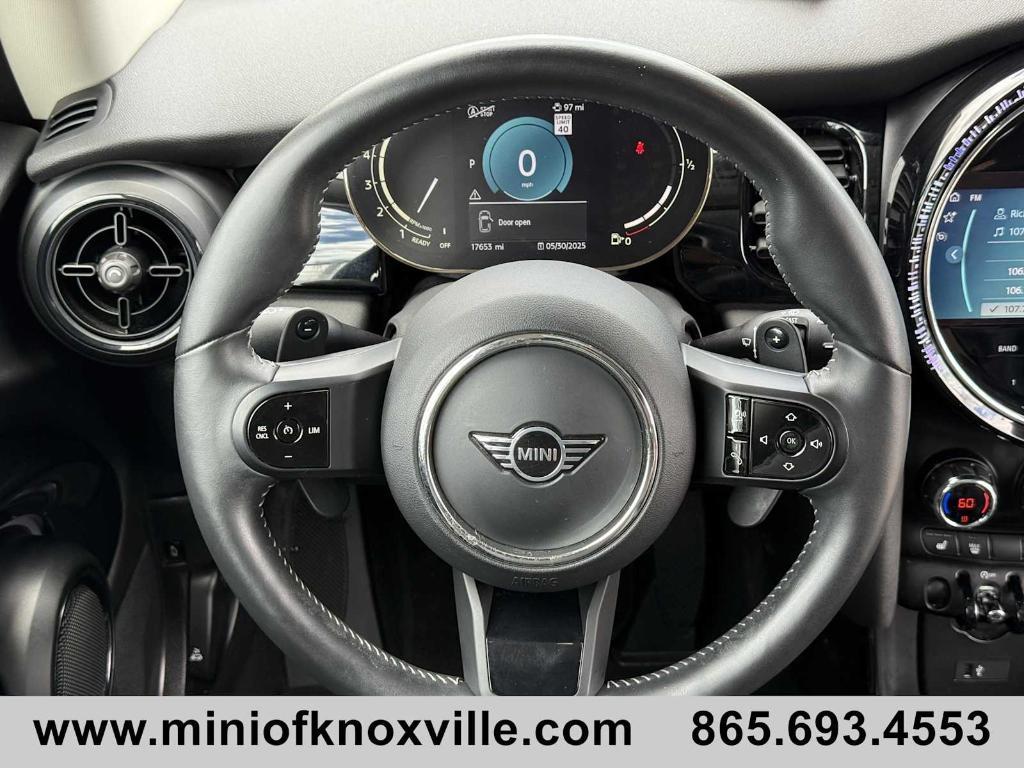 used 2022 MINI Hardtop car, priced at $27,901