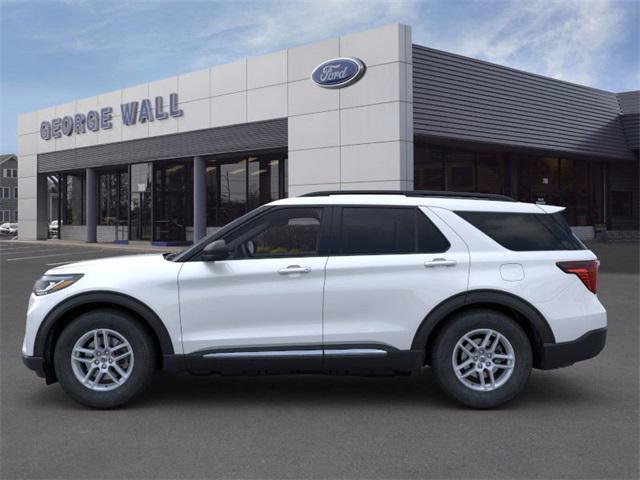 new 2025 Ford Explorer car, priced at $40,802