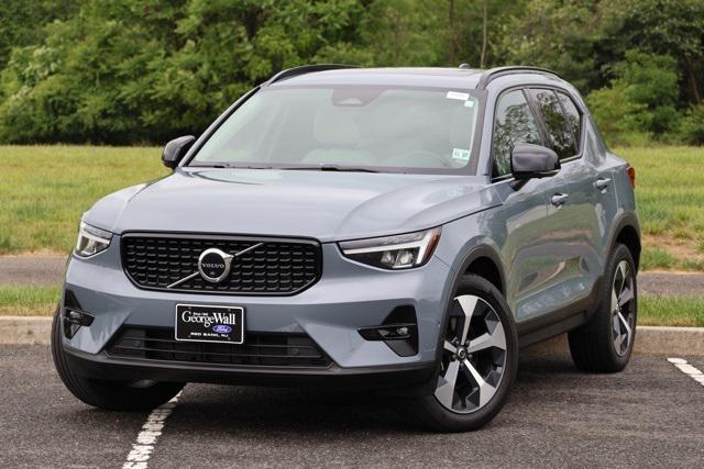 used 2023 Volvo XC40 car, priced at $33,995