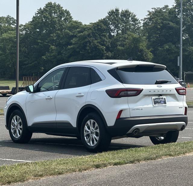 used 2023 Ford Escape car, priced at $26,995