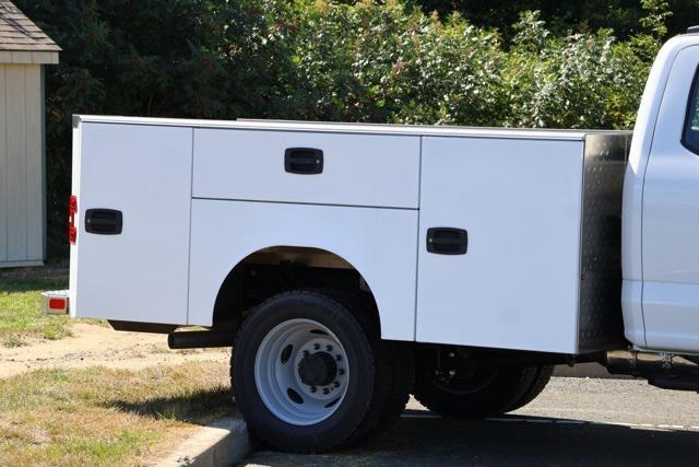 new 2025 Ford F-450 car, priced at $92,173