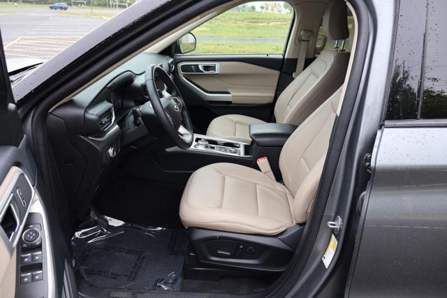used 2022 Ford Explorer car, priced at $31,995