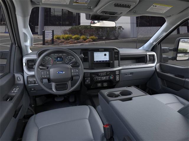 new 2025 Ford F-250 car, priced at $52,415