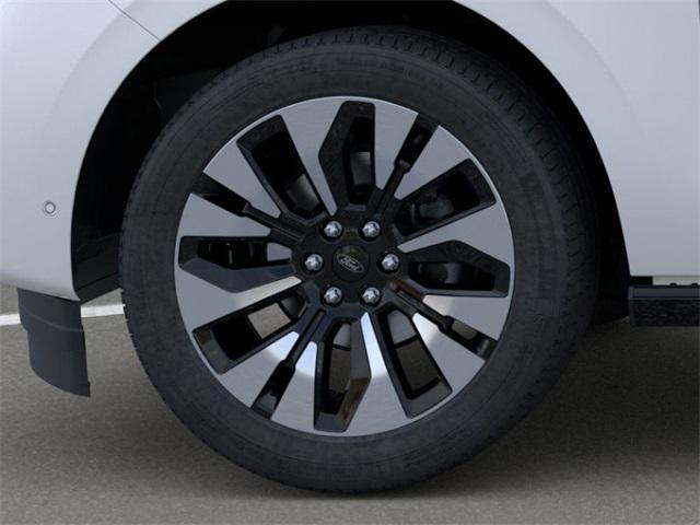new 2025 Ford Expedition car, priced at $80,910