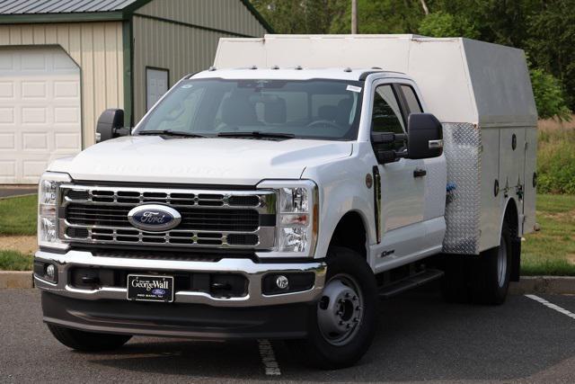 new 2025 Ford F-350 car, priced at $91,086