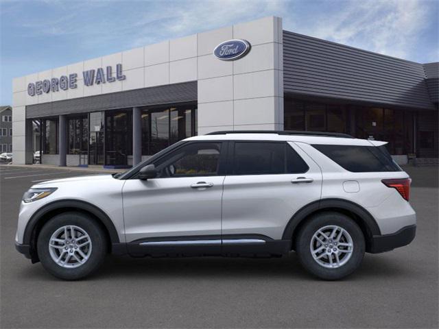 new 2025 Ford Explorer car, priced at $40,705