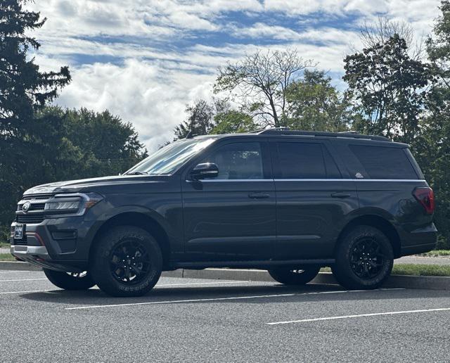 used 2022 Ford Expedition car, priced at $56,995