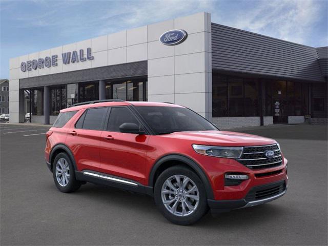 new 2024 Ford Explorer car, priced at $50,383