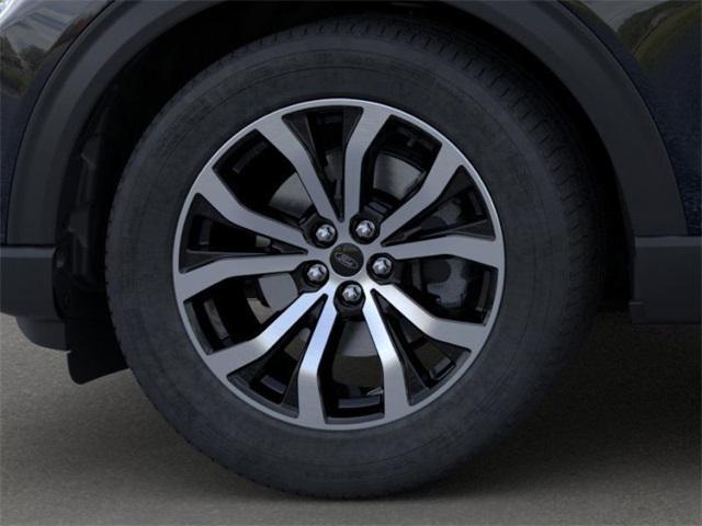new 2025 Ford Explorer car, priced at $47,260