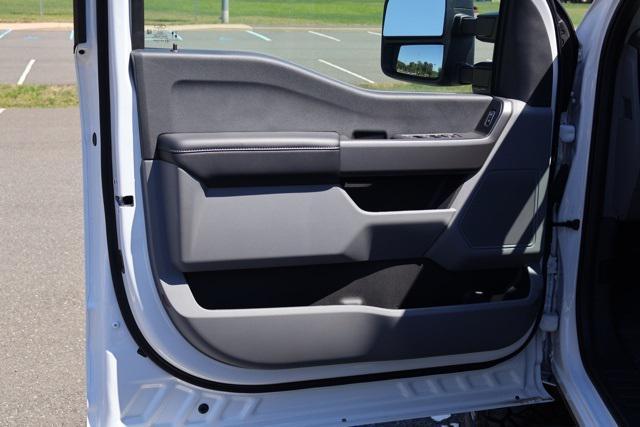 new 2025 Ford F-250 car, priced at $63,934
