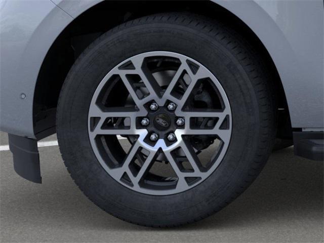 new 2025 Ford Expedition car, priced at $72,885