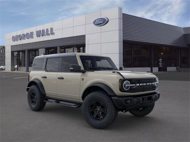 new 2025 Ford Bronco car, priced at $68,418