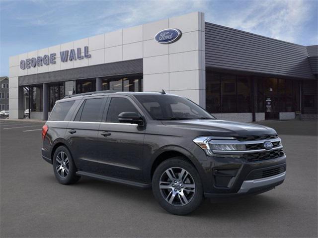 new 2024 Ford Expedition car, priced at $63,901