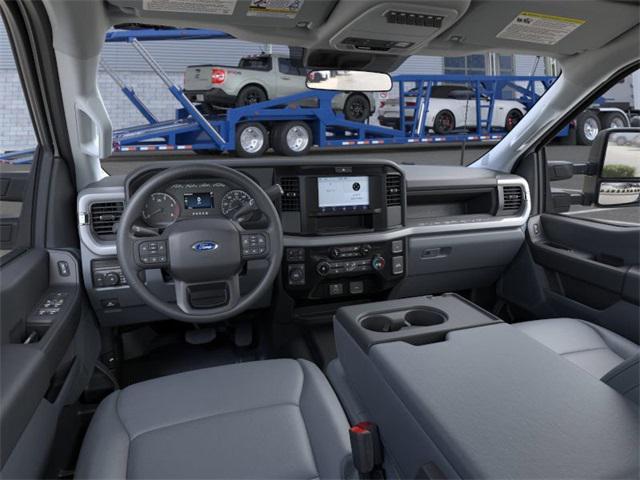 new 2025 Ford F-350 car, priced at $65,404