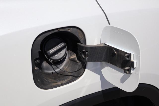 used 2021 Chevrolet Trax car, priced at $14,995