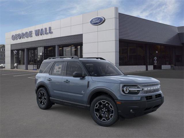 new 2025 Ford Bronco Sport car, priced at $38,615