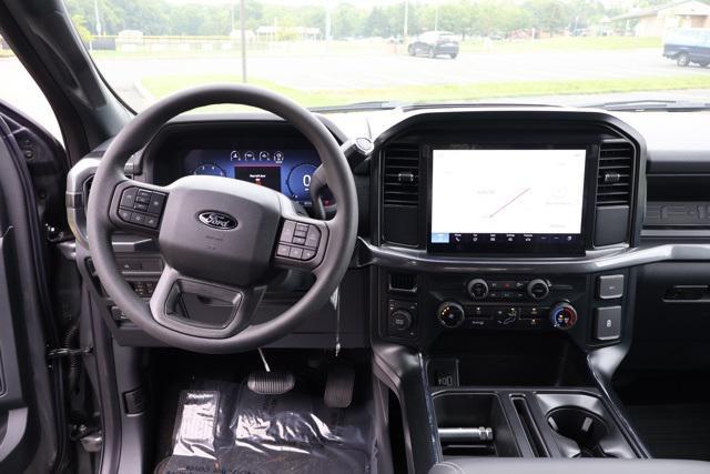 new 2025 Ford F-150 car, priced at $48,172