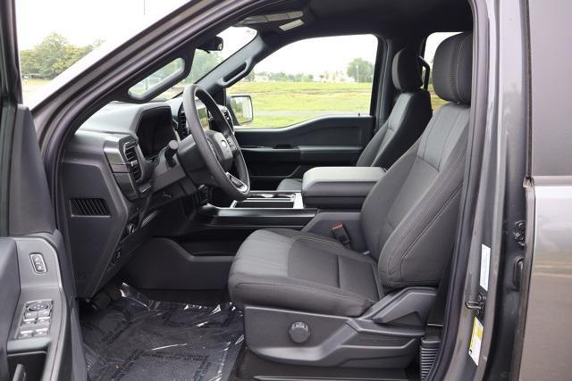new 2025 Ford F-150 car, priced at $48,172