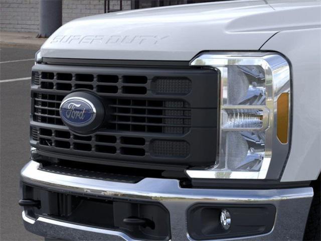 new 2025 Ford F-350 car, priced at $57,613