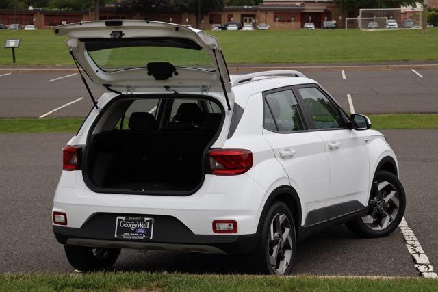 used 2022 Hyundai Venue car, priced at $17,495