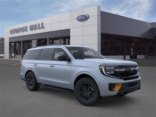new 2025 Ford Expedition car, priced at $84,940
