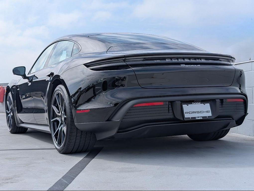 new 2025 Porsche Taycan car