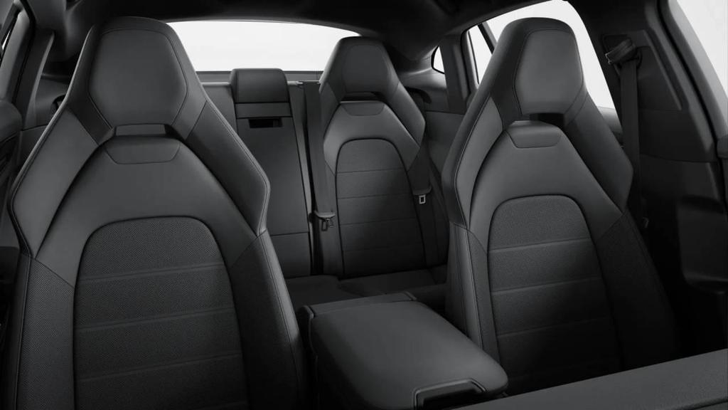 new 2025 Porsche Panamera car