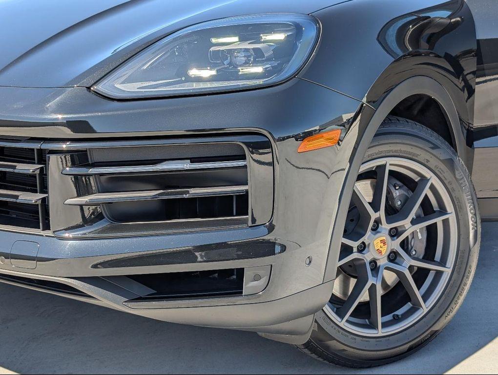 used 2024 Porsche Cayenne car, priced at $73,900